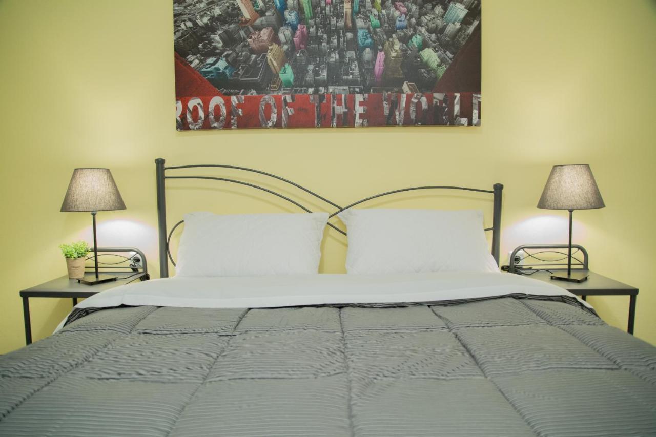Apartamento Cozy Renovated Flat In Koukaki Atenas Exterior foto
